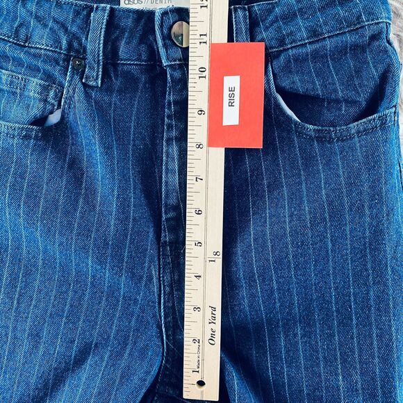 ASOS Denim Women's Jeans 26x27 Skinny Pinstripe Tapered Leg Raw Hems Mom Jeans - Picture 6 of 11